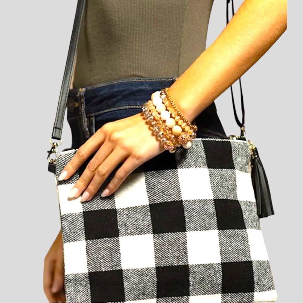 Best of everything brand black and white buffalo plain shoulder bag or wristlet
